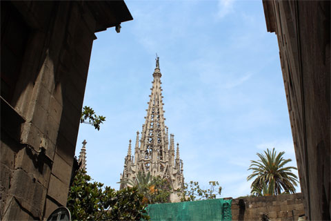 Шпили Кафедрального собора Барселоны