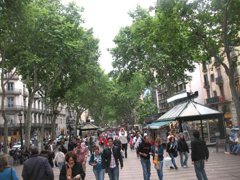 Улица Рамбла в Барселоне