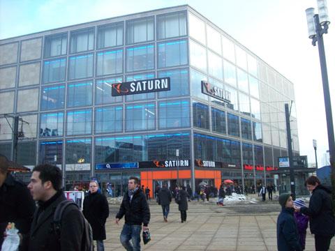Шоппинг в Берлине, Германия: магазин Сатурн