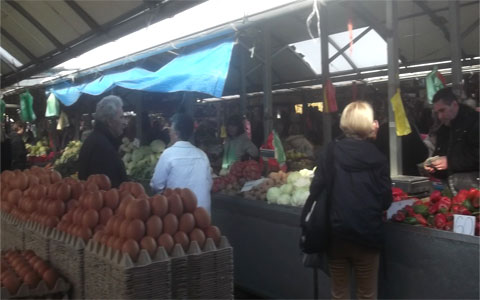 На рынке в Нови Сад
