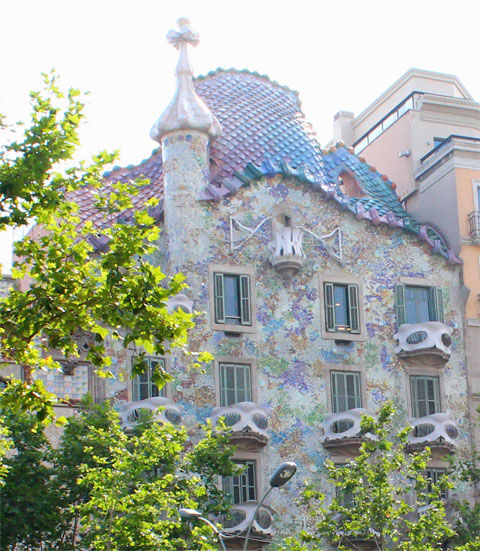 Дом Бальо в Барселоне