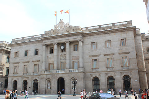 Ратуша - здание городского совета Барселоны
