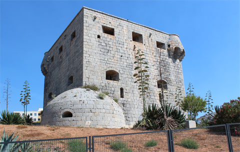 Остатки средневековой крепости