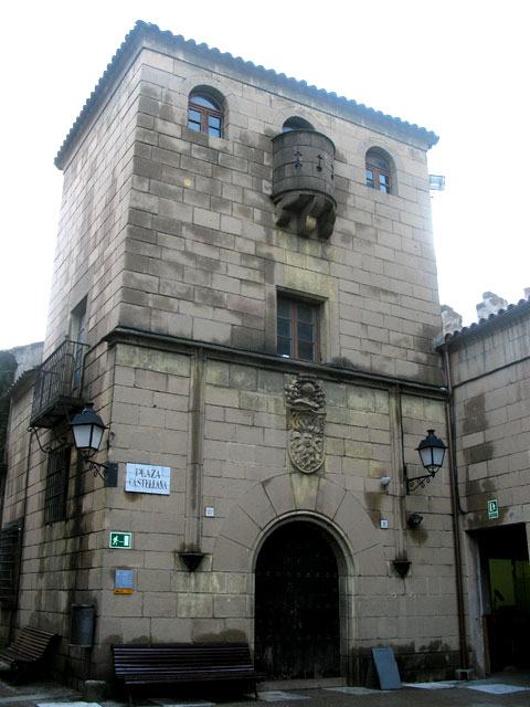 Средневековая крепостная башня
