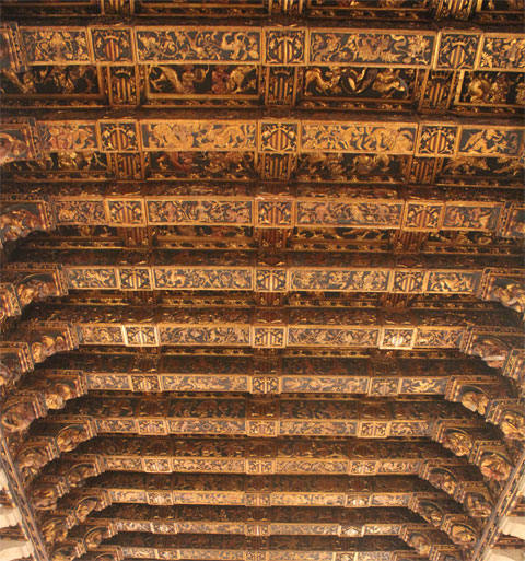 Готический потолок Золотой палаты